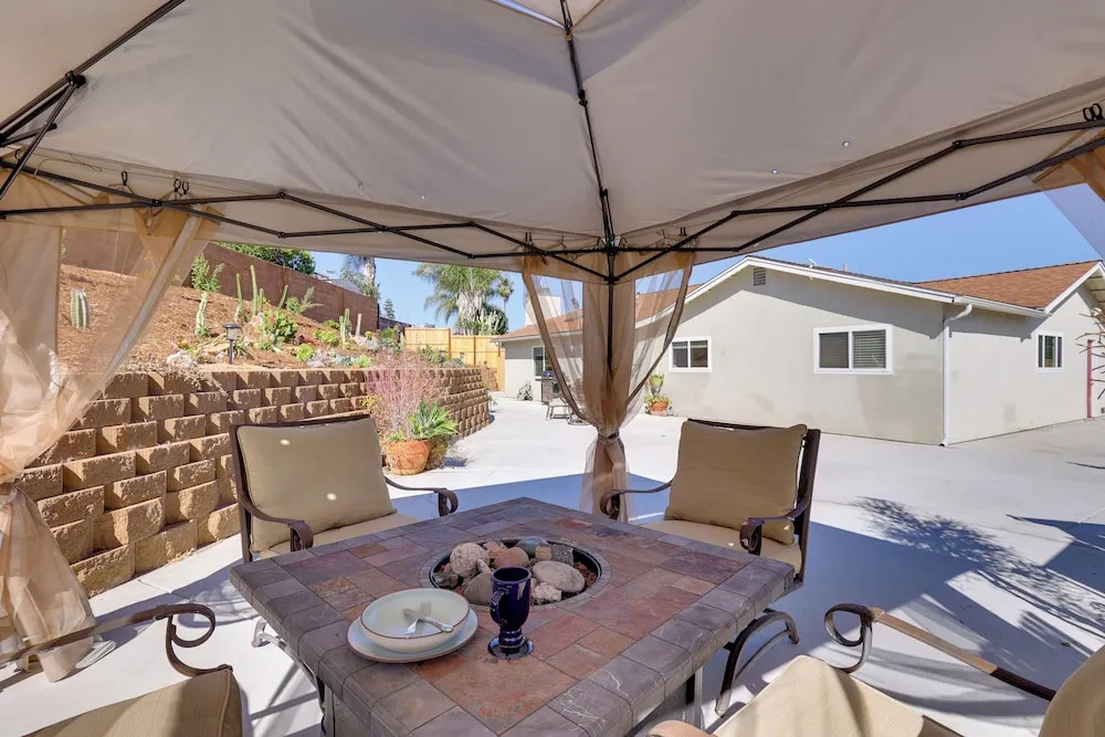 Sunny Vista Vacation Rental Home: 12 Mi to Beach!