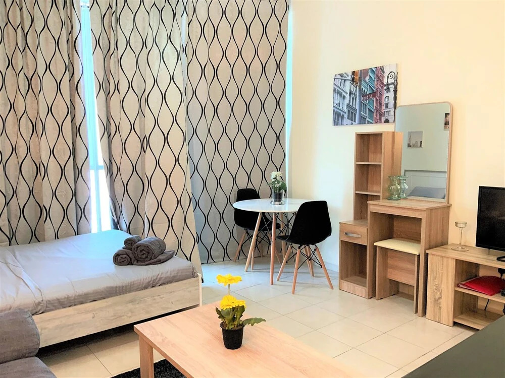DSI - Great Deal Charming Studio