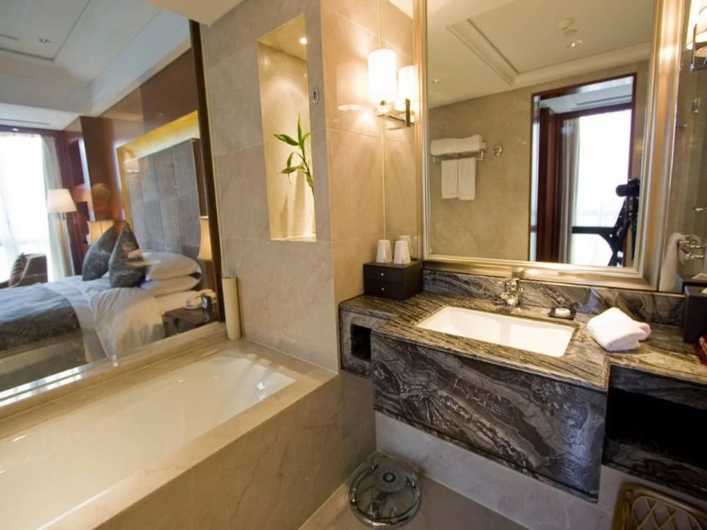 Jiaxing High Start Hotel