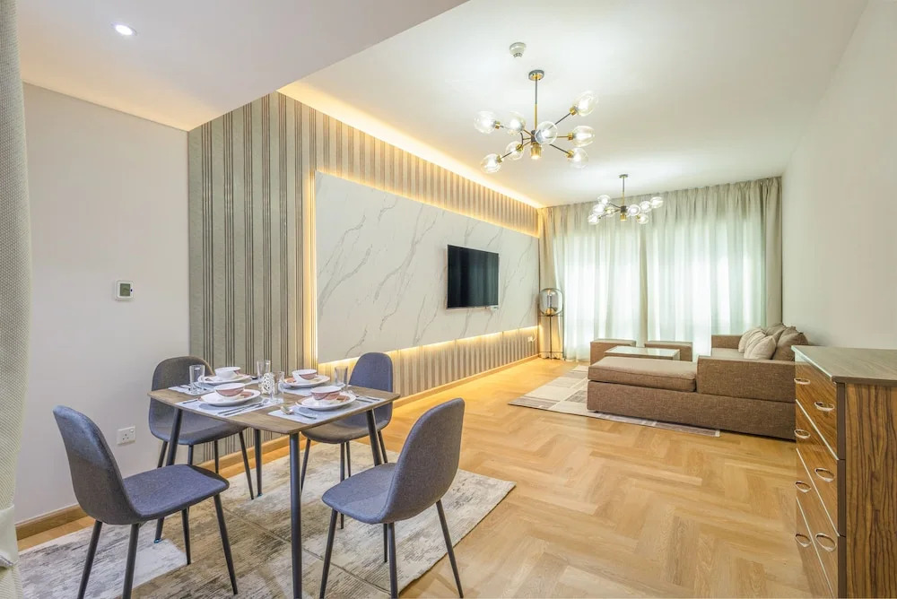 SuperHost - Tranquil Oasis in the Heart of Dubai Lakepoint N2