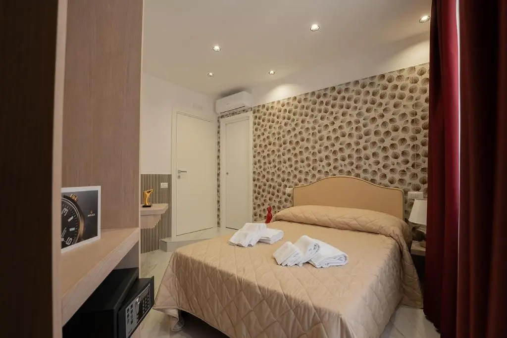 HR Boutique Porto, Napoli Centro, by ClaPa Group