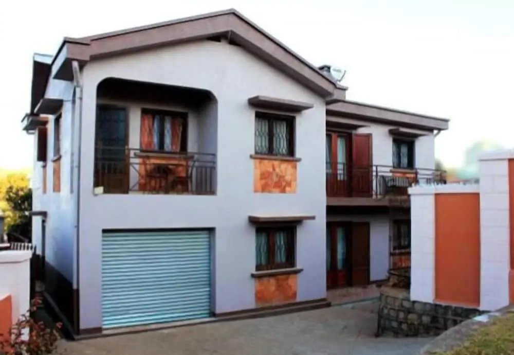 Manaona Guest House