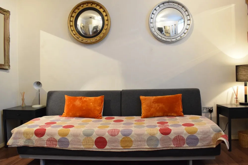 1 Bed Studio Near Notting Hill