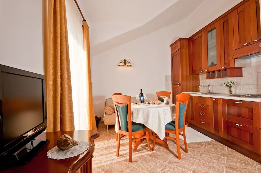 Barba Petra Dvori Apartments