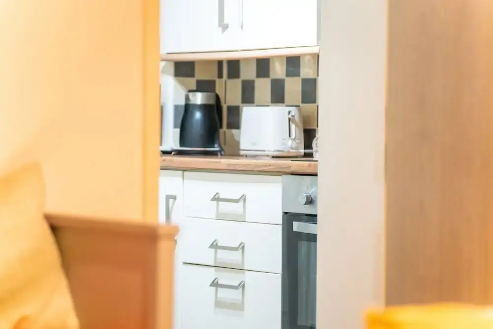 Private 1Bd Flat Near Gloucester Docks