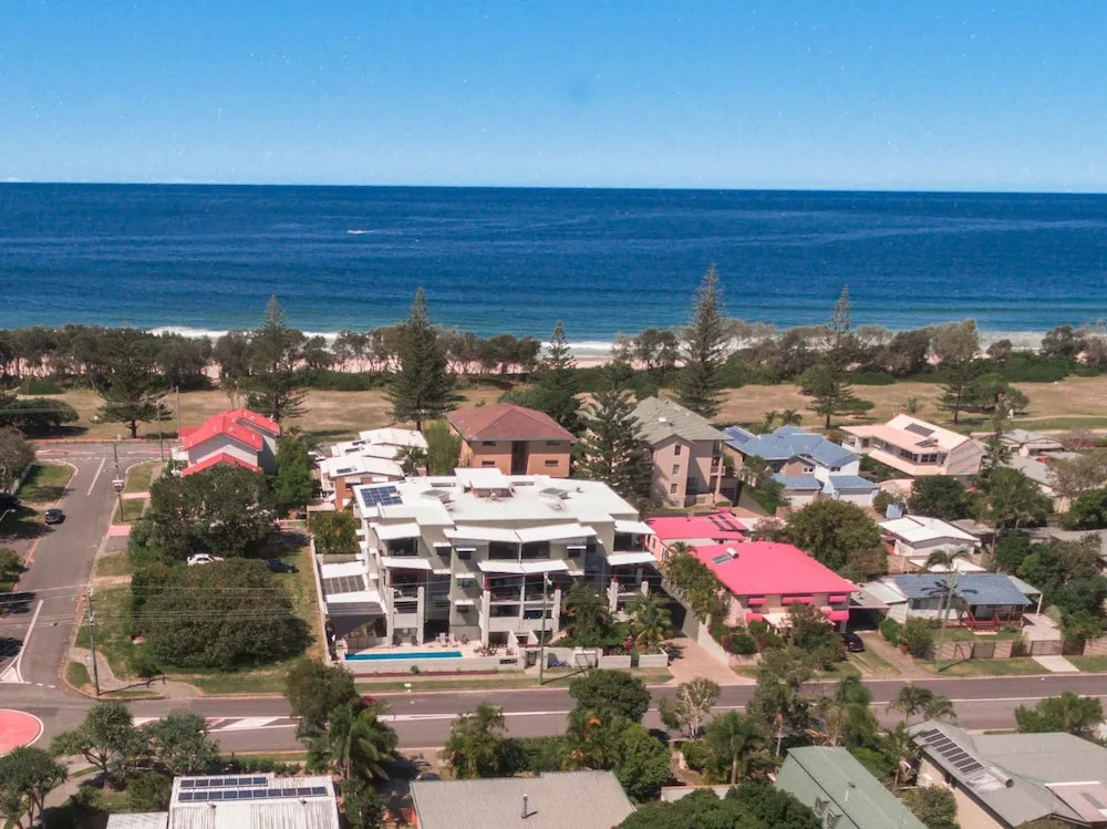 Serenity 3 Bedroom Holiday Apartment