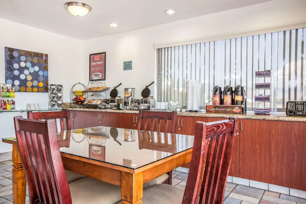 Days Inn by Wyndham Ridgecrest near China Lake Naval Station