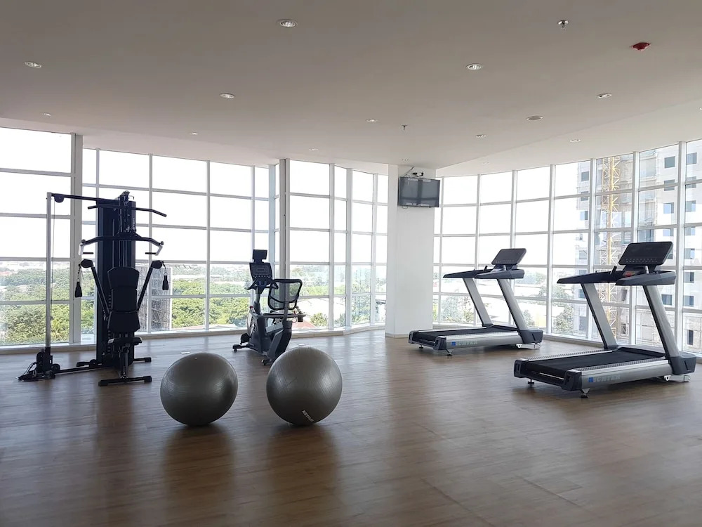 Fabulous Tree Park City Studio Apartment near ICE BSD