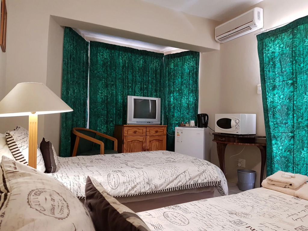Loerie Guesthouse