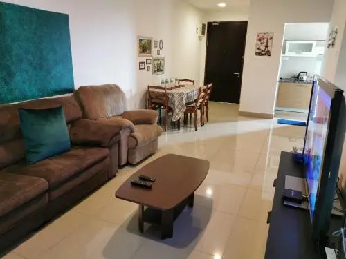 Shaftsbury Residence Cyberjaya with free parking & Netflix