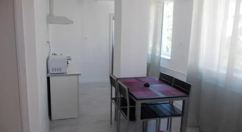 Apartamente Sara 2013