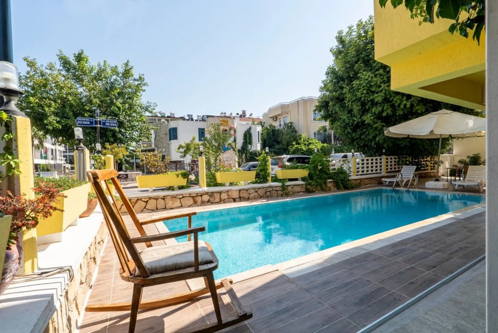 Umit Hotel
