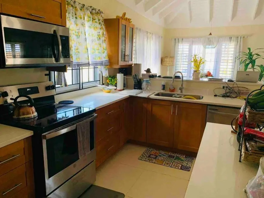 720 Sea Breeze Vacation Home