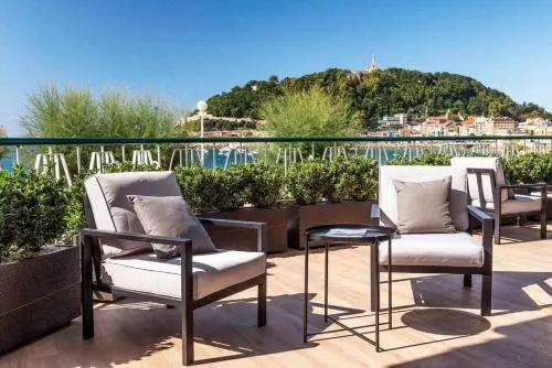 La Concha Beach Deluxe PRIVATE ENTRANCE & TERRACE