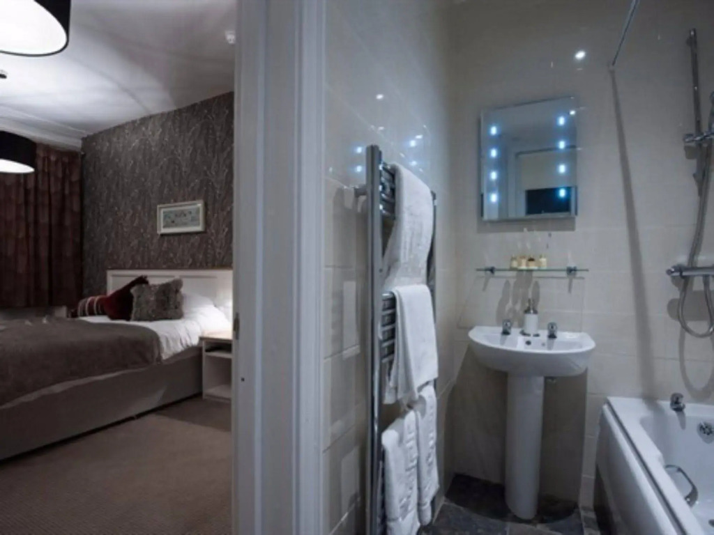 The Parkwood Hotel