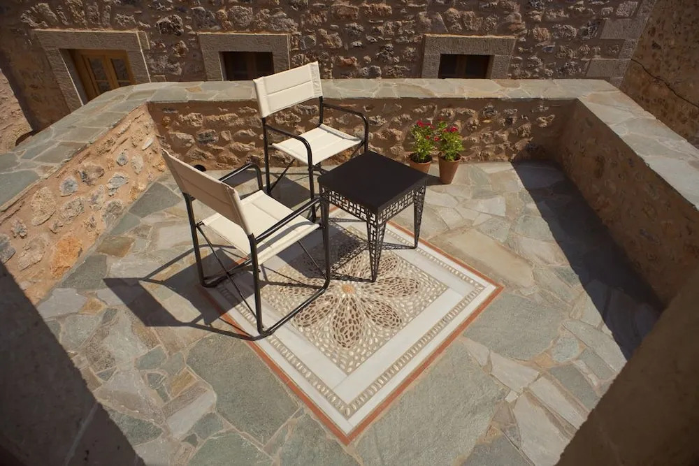 Theophano Art Hotel