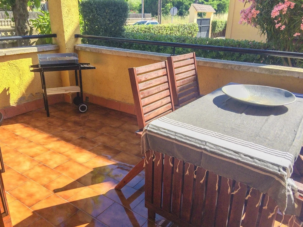Caravel Be my Guest Castelldefels