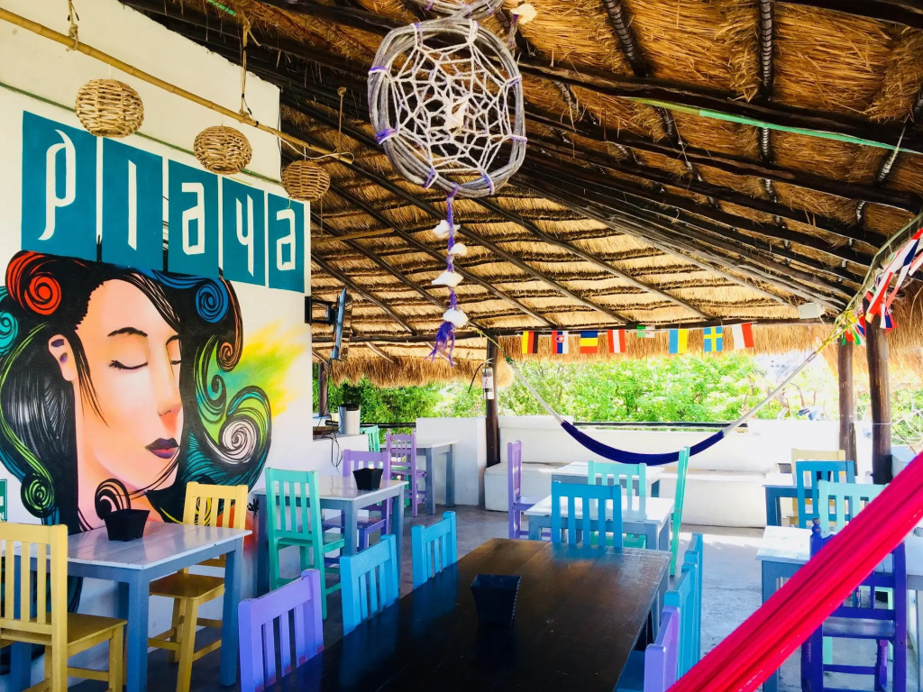 Enjoy Playa Hostel