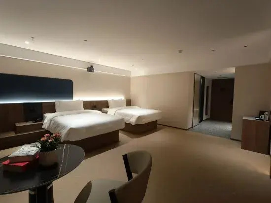 Imperial Dragon Bay Rojoy Hotel