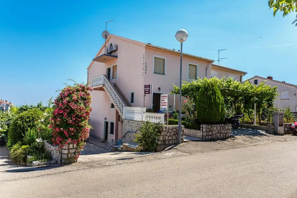 Apartments Stupar