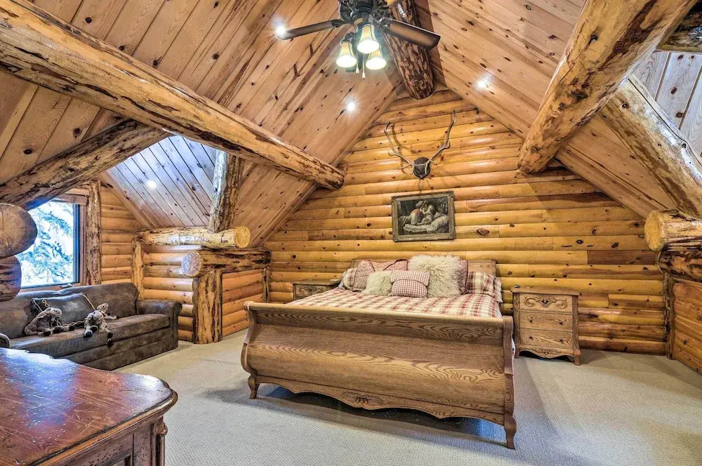 Delightful Duck Creek Village Cabin w/ Deck