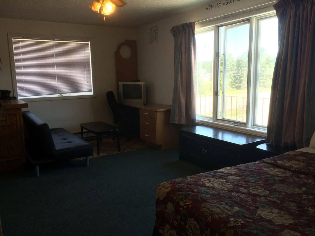 Shady Rest Motel