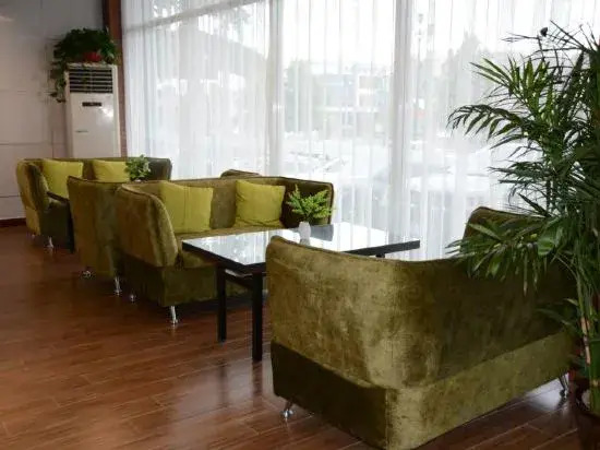 Urban 118 Chain Hotel (Linyi Yingbin Avenue Branch)