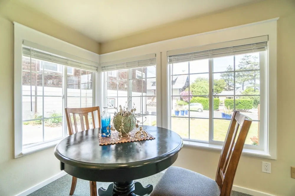 Seaside Prom 2 Bedrooms 2 Bathrooms Home