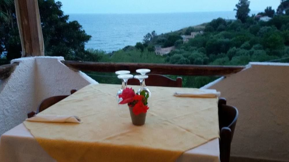 HOTEL MERCURIO SUL MARE - Fish restaurant and private beach