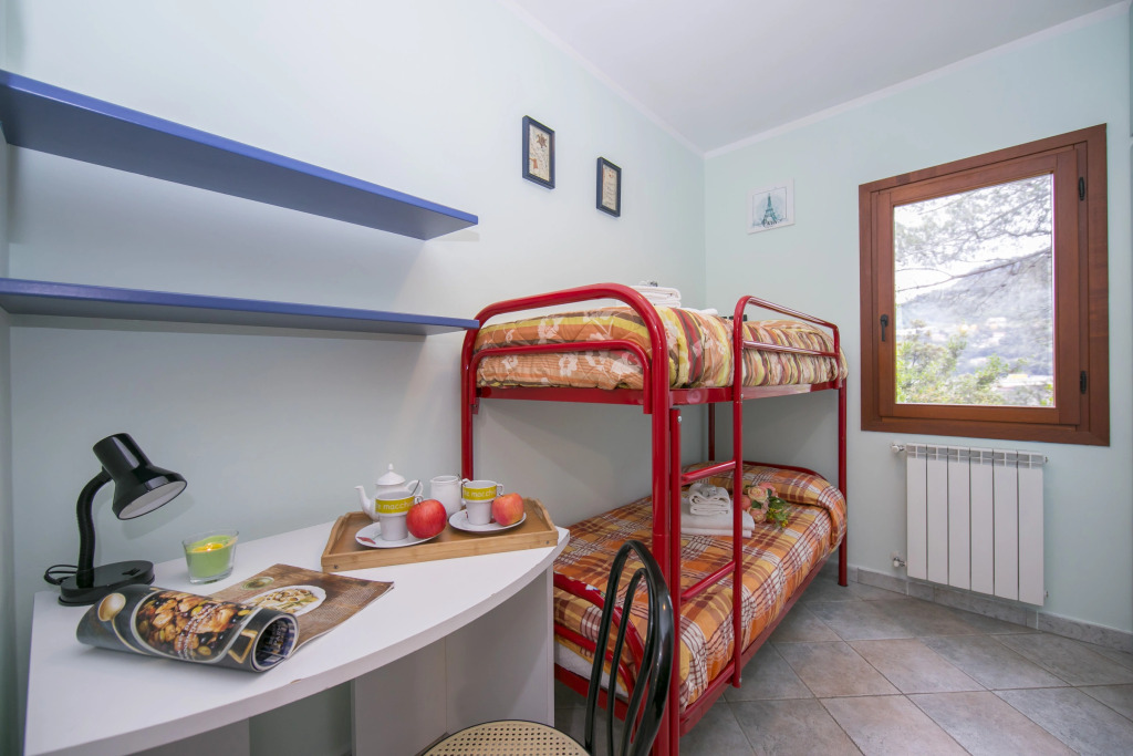Villa Monte Enrico - With Pool & Jacuzzi - Happy Rentals