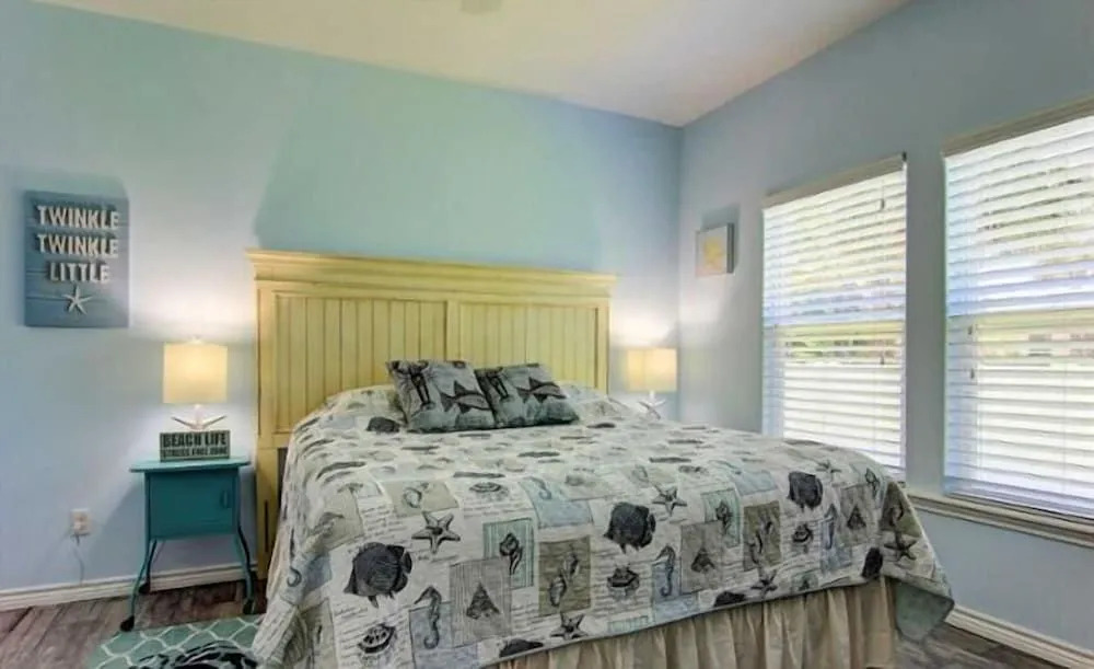 Aquaholics Anonymous 5 Bedroom Home by RedAwning