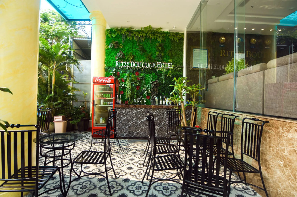 Ritzy Boutique Hotel Da Nang Beach