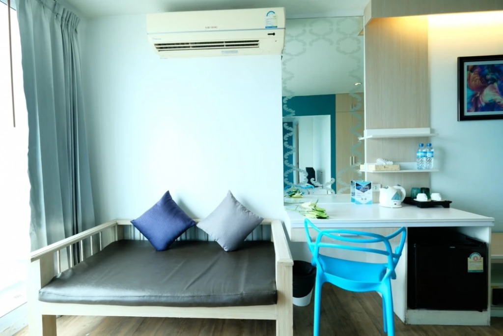 Sunday Beachfront View Jomtien Pattaya