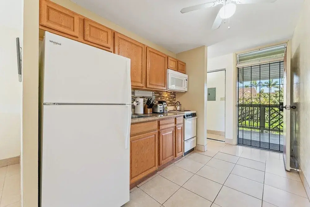 Kihei Bay Surf B212 by Maui Rental Group