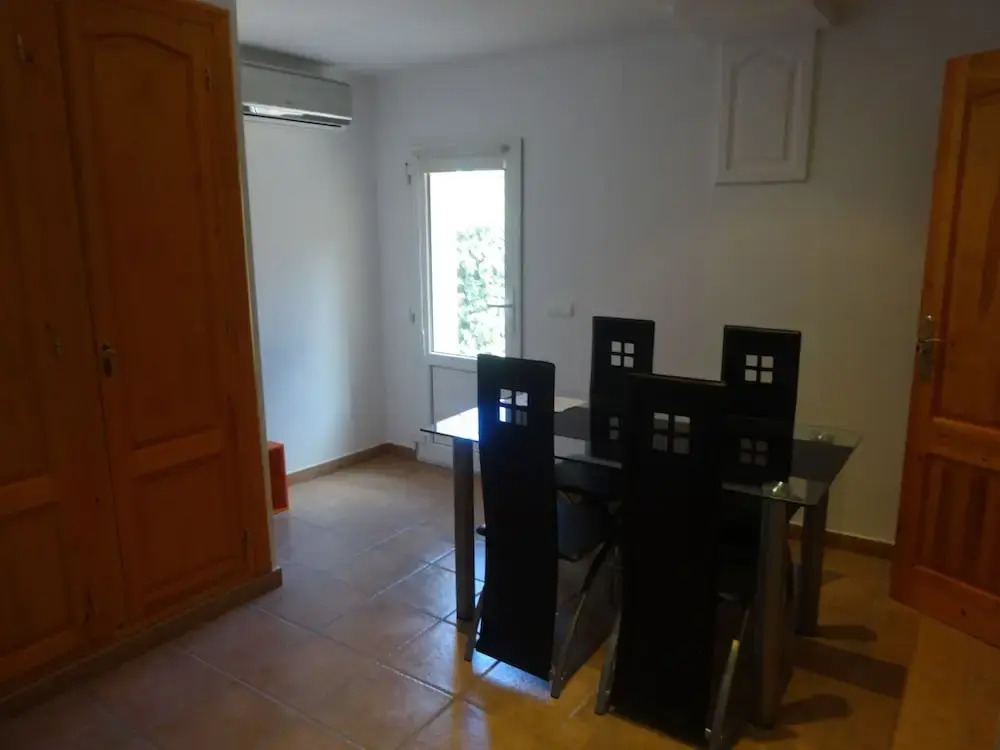 Apartment in Villa Quiet Residential Area Close to all Activities