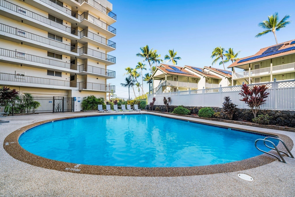 Ocean Front - Fantastic Location - Walk To Kona Town - Vrkcv