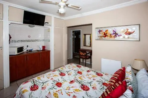 Invite Guest House - Self Catering Accommodation in Vanderbijlpark