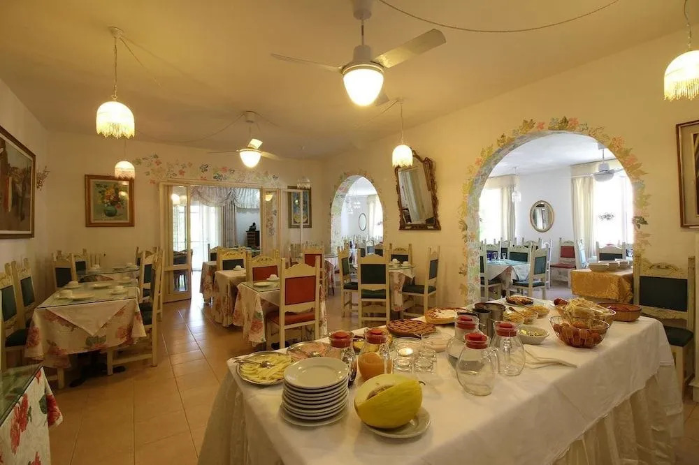 Hotel Gale New