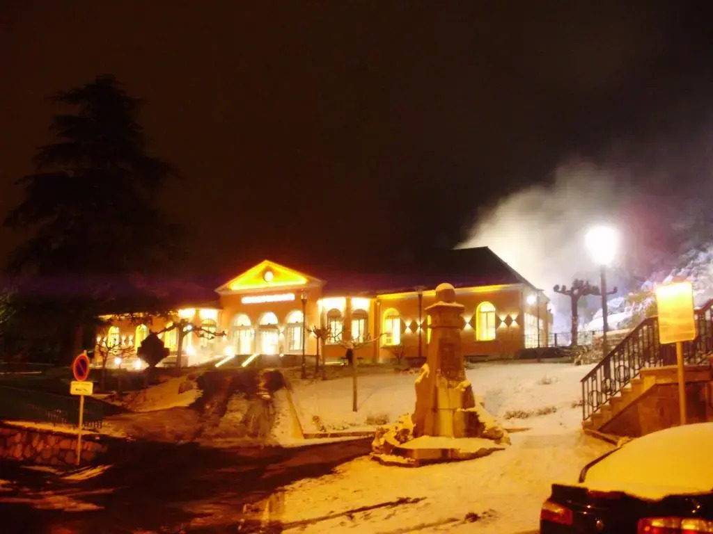 Hôtel Le Bois Joli