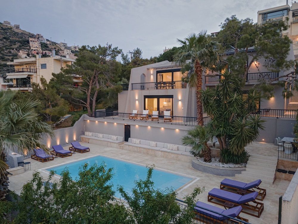 Athenian Black Villa