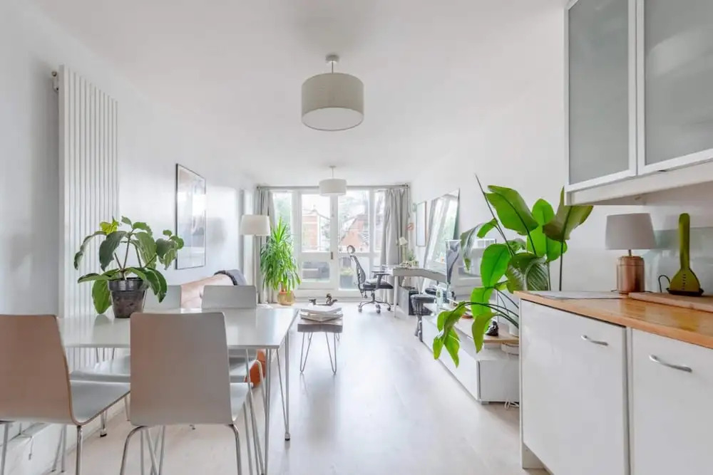 Stunning 1BD Flat w/ Garden Area, Kentish Town!