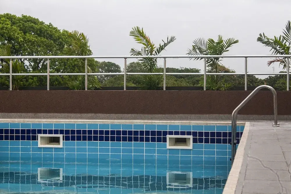Emerald Suites