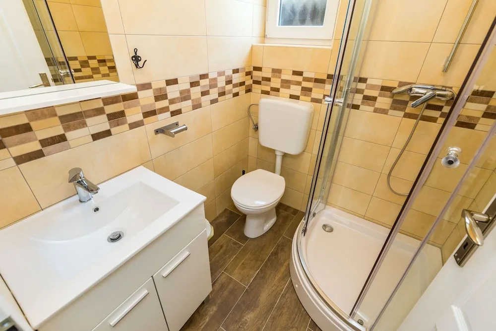 Apartments Makora