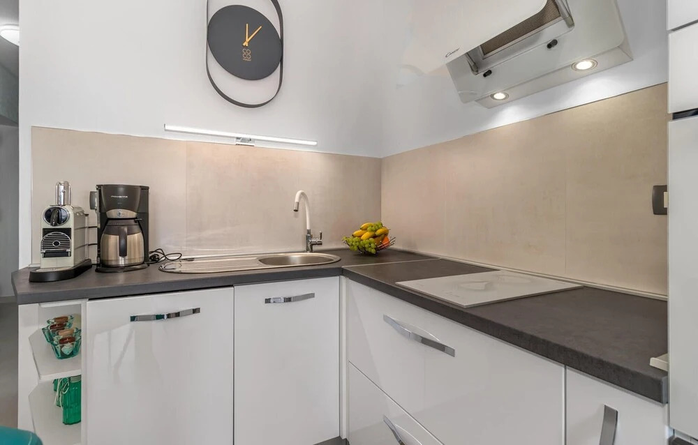 Stunning Apartment in Jadranovo With Wifi and 1 Bedrooms