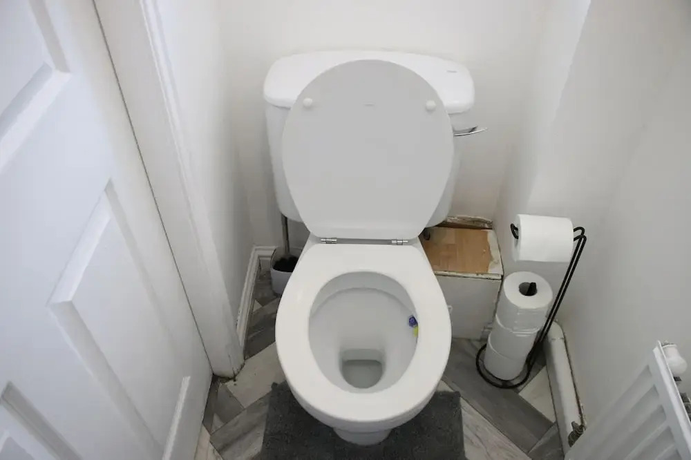 3 Bedroom House Close to City Centre/ Free Parking