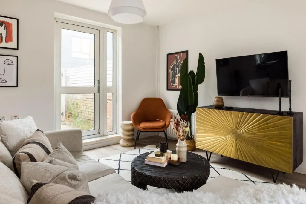 The London Nook - Stunning 2BDR Flat with Garden