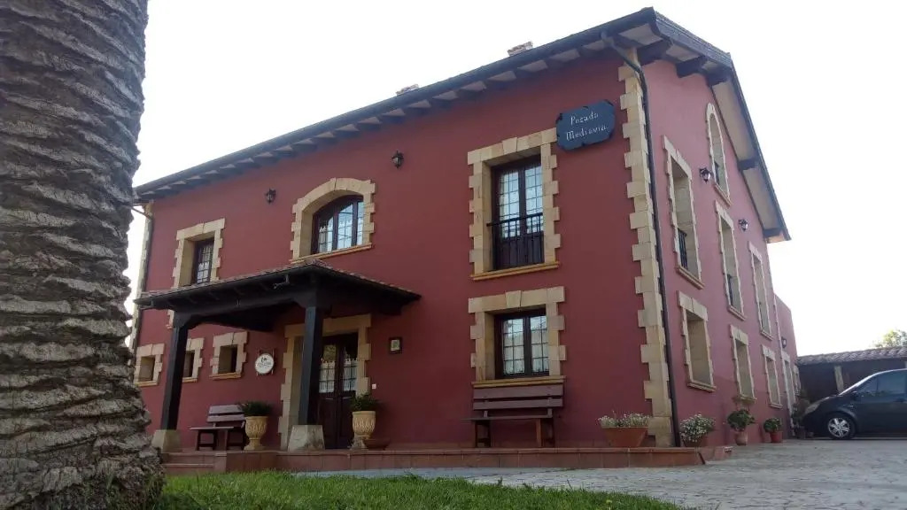 Posada Mediavia