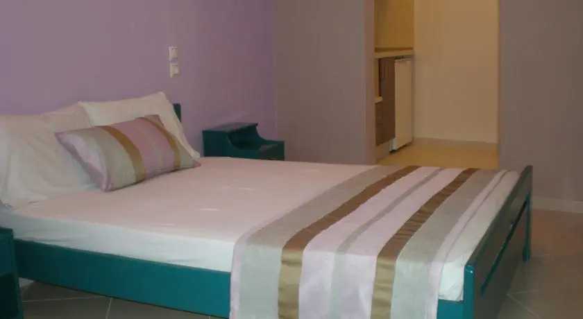 Almira Rooms