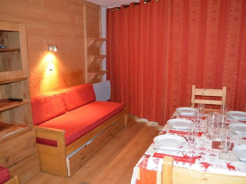 Appartement Les Menuires, 2 pièces, 5 personnes - FR-1-452-41