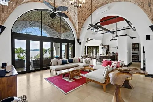 Villa Bougainvillea - Million dollar view - Beautiful Villa